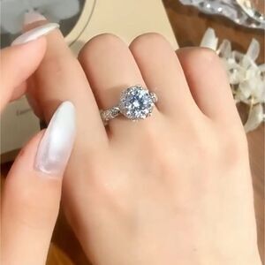 Certified 2 carat VVS1 D Moissanite Diamond Luxury Engagement Wedding Ri…